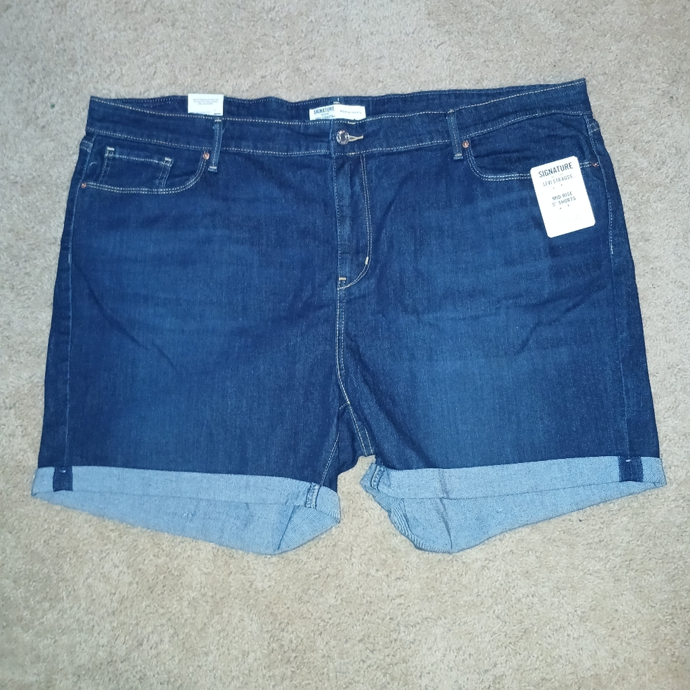 Signature by Levi Strauss brand new jean shorts